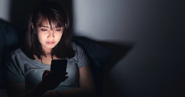 Bạn thân gửi nhầm ảnh cho tôi lúc nửa đêm, ban đầu tôi bật cười, nhưng nhìn kỹ thì rùng mình toát mồ hôi