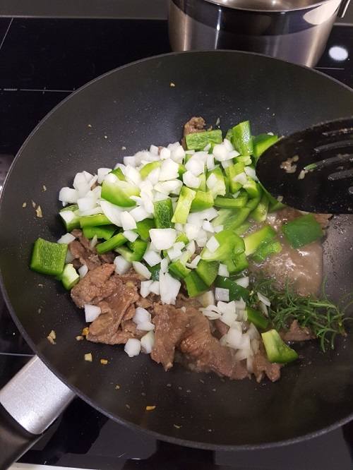 cac-mon-che-bien-tu-la-huong-thao4-1755788507229-17557885073381637353522.jpg