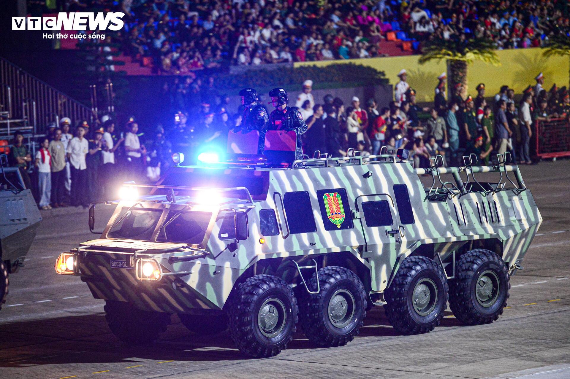 dan-khi-tai-lan-dau-tong-hop-luyen-tai-quang-truong-ba-dinh-21-8-2025-vtcnews-27-21552925-1755797282009-1755797282109173627258.jpg
