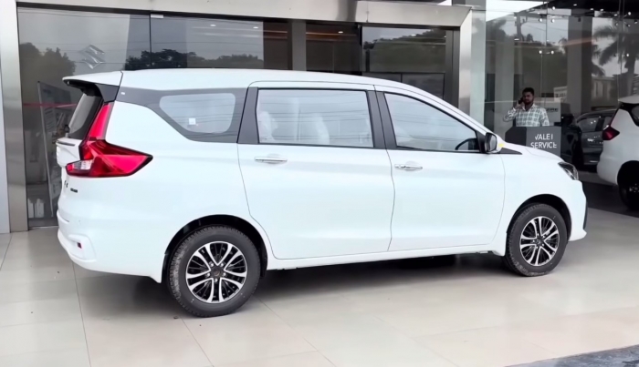 Xe đa dụng MPV 7 chỗ giá 309 triệu đồng đẹp long lanh sánh ngang Mitsubishi Xpander, rẻ hơn cả Kia Morning, Hyundai Grand i10 có gì đặc biệt khi ra mắt ở Ấn Độ?- Ảnh 4. Xe đa dụng MPV 7 chỗ giá 309 triệu đồng đẹp long lanh sánh ngang Mitsubishi Xpander, rẻ hơn cả Kia Morning, Hyundai Grand i10 có gì đặc biệt khi ra mắt ở Ấn Độ?- Ảnh 4.