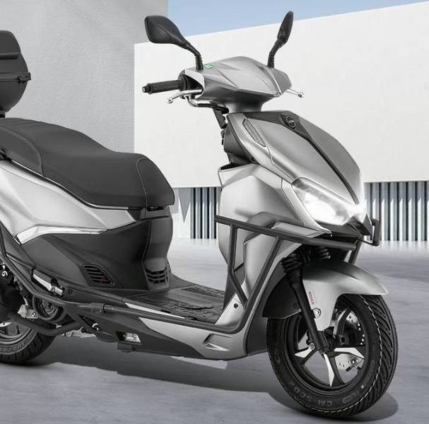 Xe ga 150cc giá 35 triệu đồng trang bị hiện đại xịn như dòng quý tộc, rẻ ngang Vision- Ảnh 2.