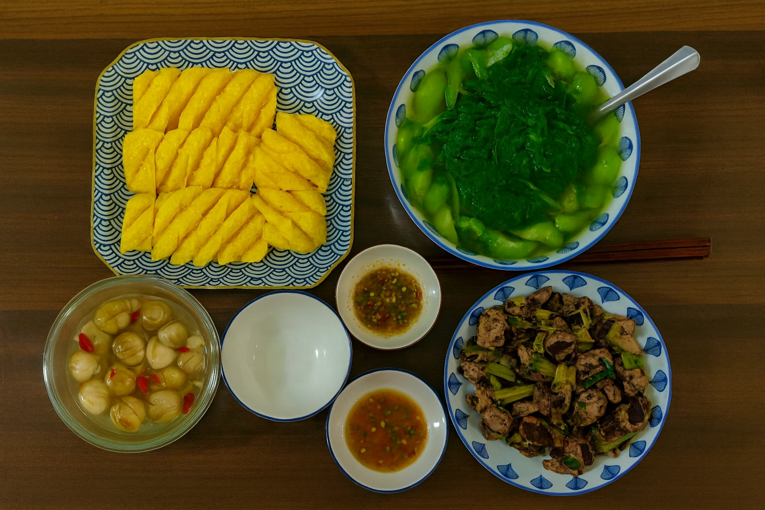 12 mâm cơm ngon cuối tuần, cả nhà quây quần thưởng thức trước giờ diễu binh A80- Ảnh 10. 12 mâm cơm ngon cuối tuần, cả nhà quây quần thưởng thức trước giờ diễu binh A80- Ảnh 10.