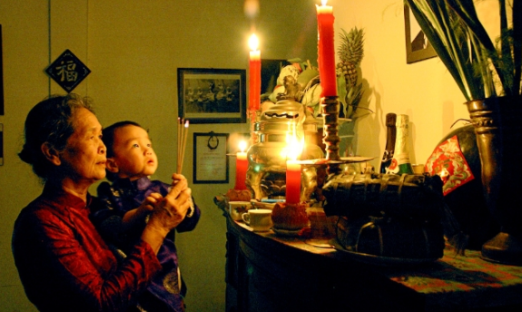 Tháng 7 Vu Lan mỗi năm chỉ đến một lần - Những điều nên làm để vẹn tròn tín ngưỡng tâm linh và đạo hiếu- Ảnh 4. Tháng 7 Vu Lan mỗi năm chỉ đến một lần - Những điều nên làm để vẹn tròn tín ngưỡng tâm linh và đạo hiếu- Ảnh 4.