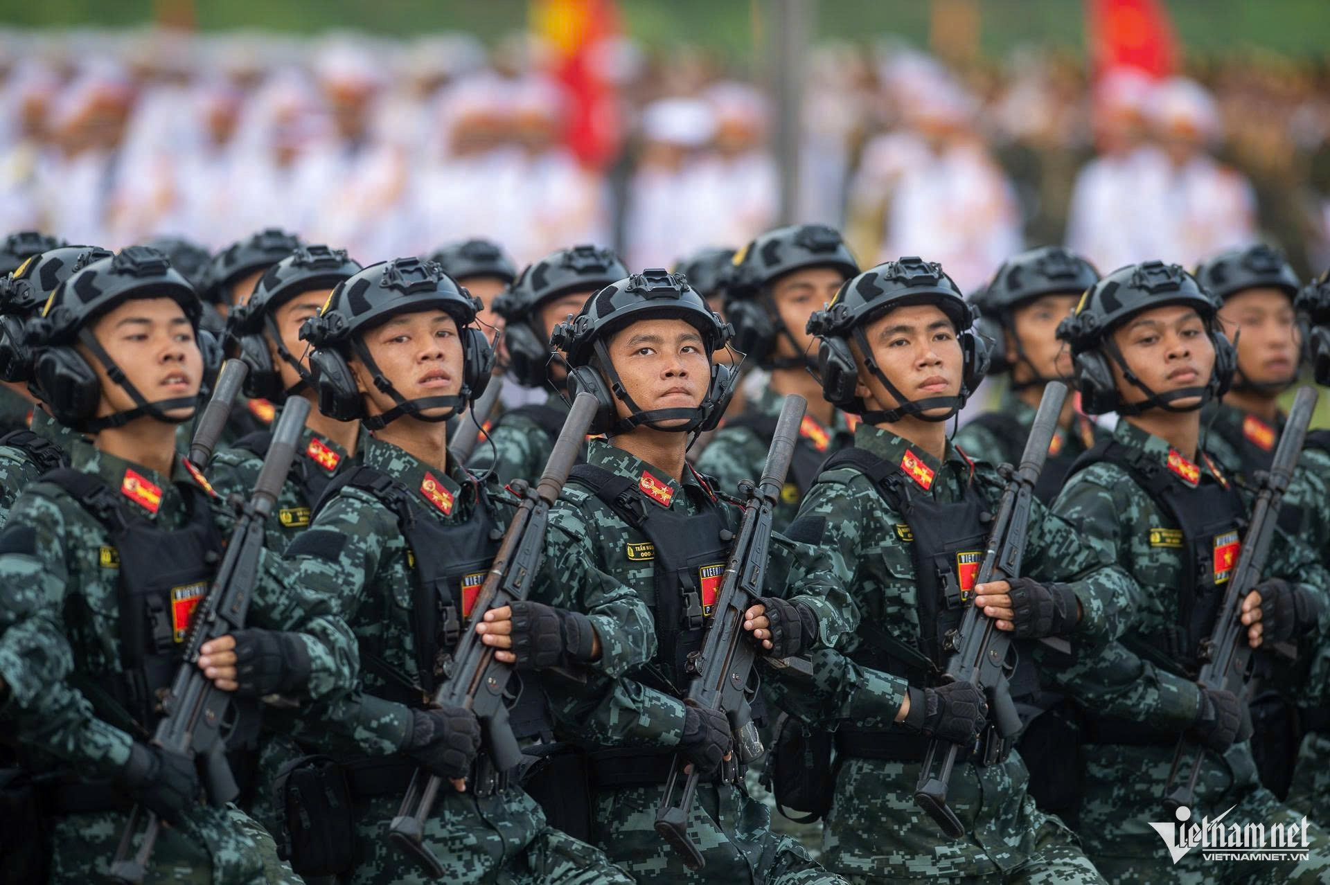 Những mẫu súng trang bị cho các khối diễu binh Quân đội, Công an - Ảnh 21. Những mẫu súng trang bị cho các khối diễu binh Quân đội, Công an - Ảnh 21.