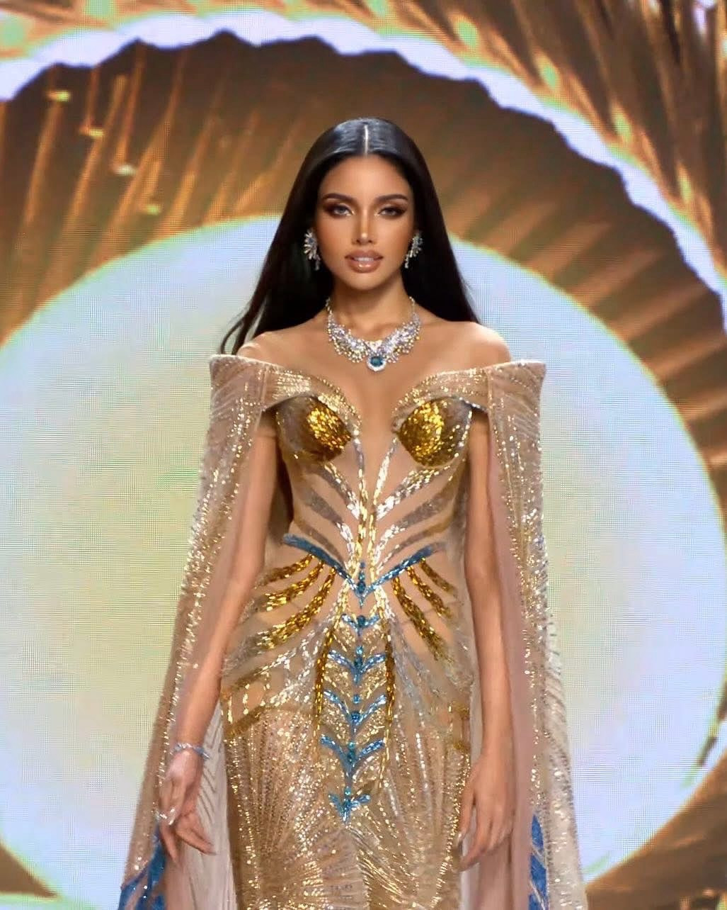 Mỹ nhân mặc đẹp nhất Cannes, giỏi 3 thứ tiếng thắng Miss Universe Thailand 2025 - Ảnh 7. Mỹ nhân mặc đẹp nhất Cannes, giỏi 3 thứ tiếng thắng Miss Universe Thailand 2025 - Ảnh 7.