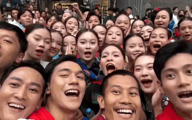 thich-2-17563175111411272860909-0-0-388-621-crop-17563182103061418329438.gif