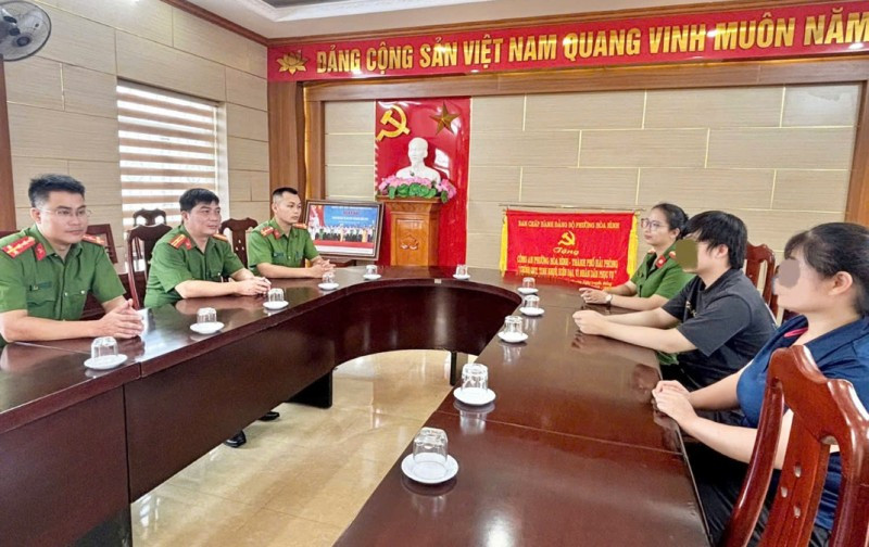 Công an Hải Phòng giải cứu nam thanh niên bị 'bắt cóc online' - Ảnh 1. Công an Hải Phòng giải cứu nam thanh niên bị 'bắt cóc online' - Ảnh 1.