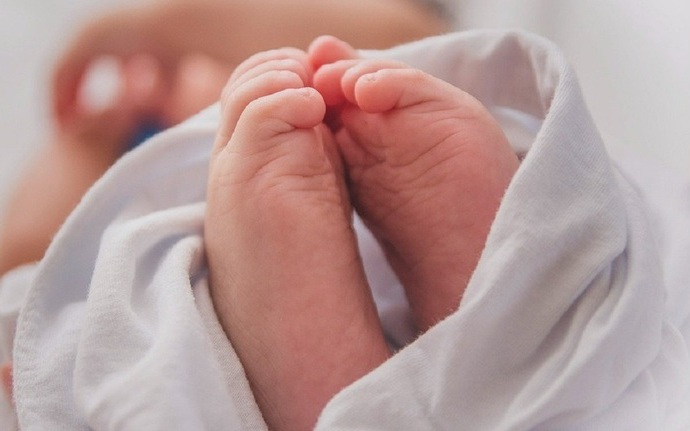 Từ 1/9, phụ nữ sinh đủ 2 con trước 35 tuổi sẽ được trợ cấp 5 triệu đồng?