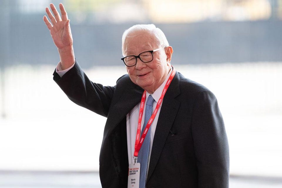 Thói quen luôn ăn một loại quả vào bữa sáng, tỷ phú 94 tuổi vẫn giữ được sức khỏe tốt và tinh thần minh mẫn- Ảnh 1.