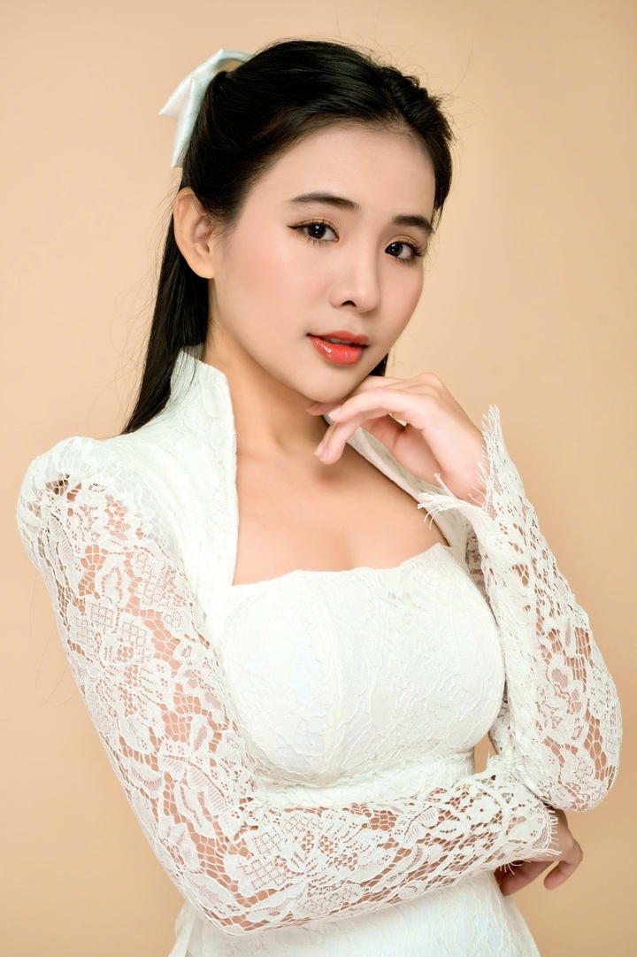 quynh-trang2-23392692-1754300412431-1754300412644362564705.jpeg