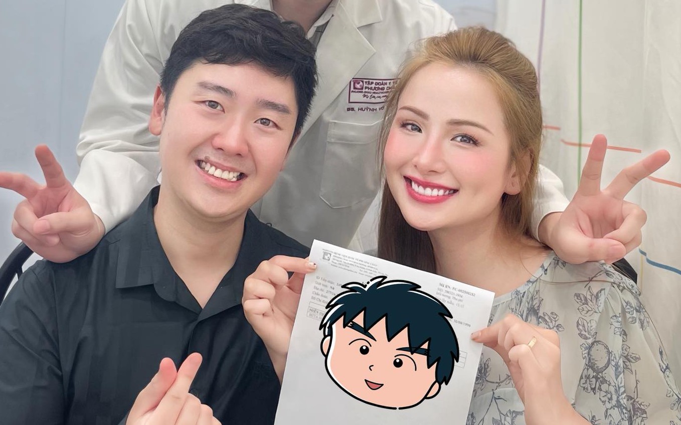 bố mẹ Diễm Hương đã mua xế hộp tặng cháu ngoại chưa chào đời - Ảnh 1. bố mẹ Diễm Hương đã mua xế hộp tặng cháu ngoại chưa chào đời - Ảnh 1.