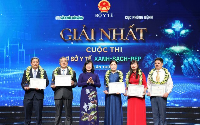 giai-nhat-17545759533871313864382-1754576016146-1754576016912184588392-13-0-413-640-crop-17545763935151949722462.jpg