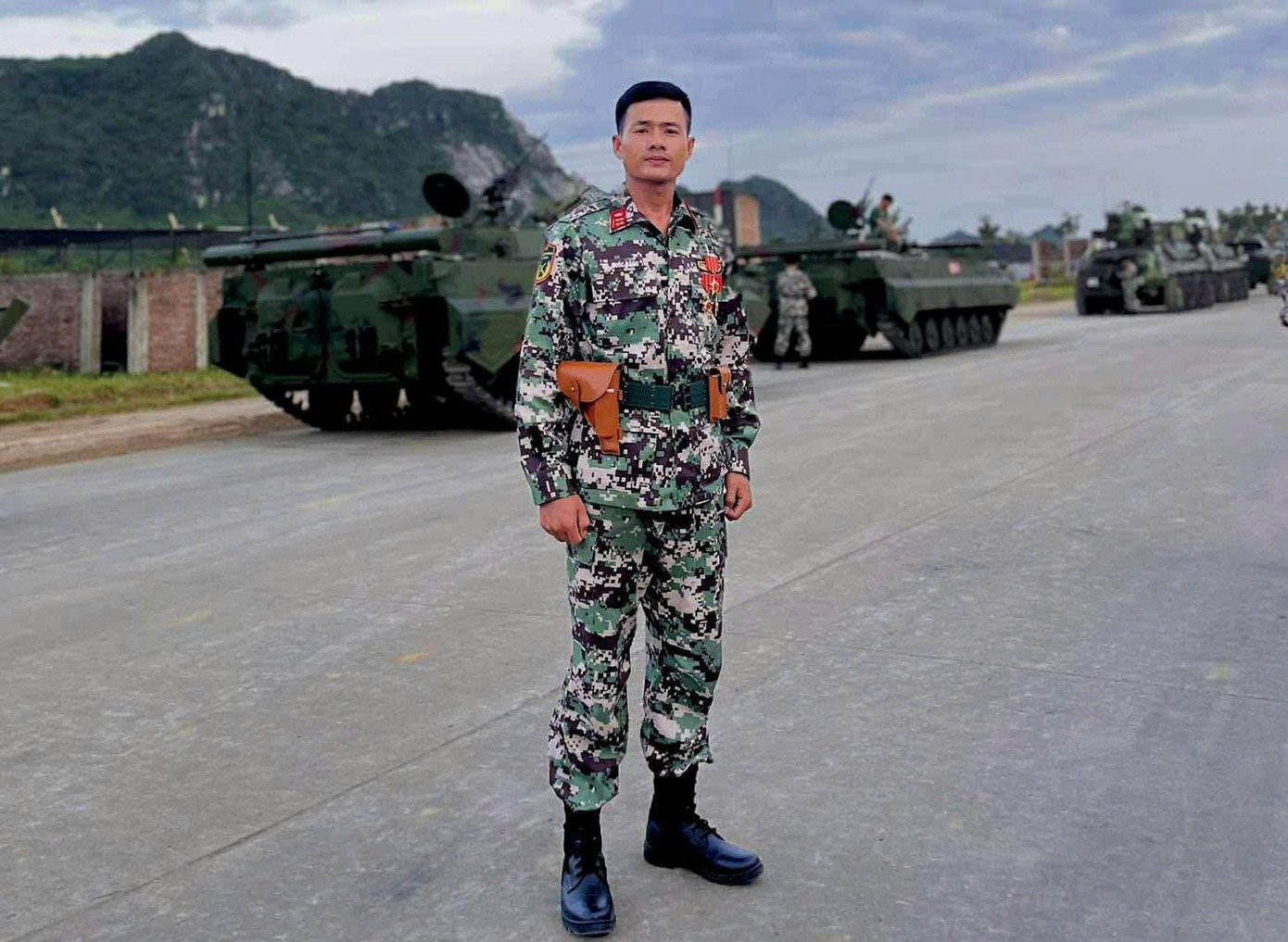 Chuyện đặc biệt về hai anh em ruột cùng tham gia diễu binh 2/9 - Ảnh 3.