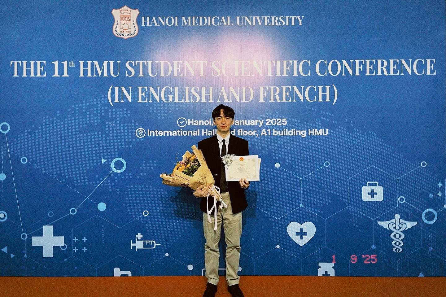 hvhoangg3542149208763629911s2025-9-12-1327824-story-1757681312232-1757681312896885117224.jpg