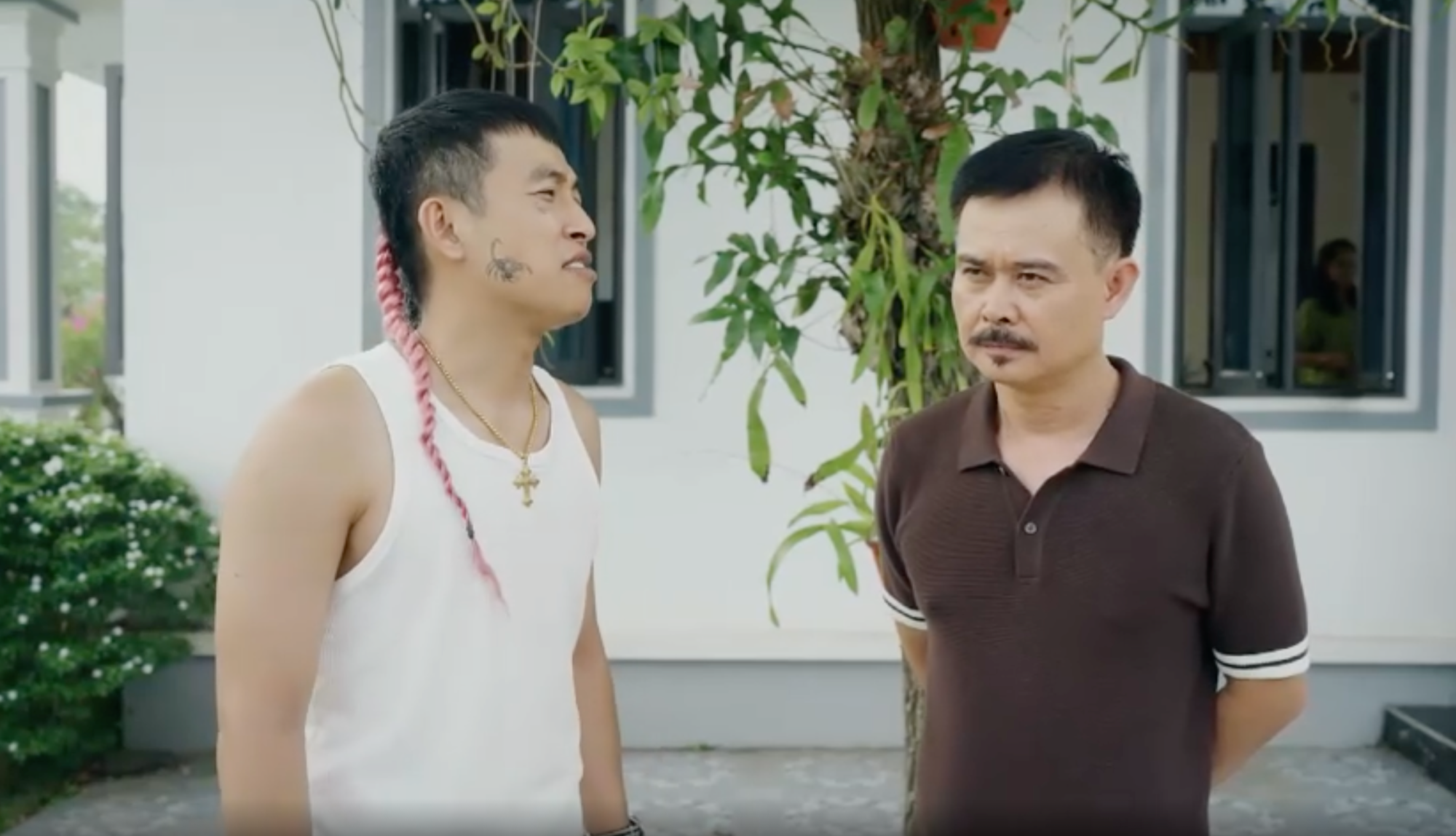 'Có anh, nơi ấy bình yên' tập mới nhất: Mỏ đá của chủ tịch xã bị phát hiện sai phạm - Ảnh 3.