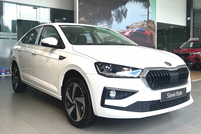 Xe sedan hạng B giá 421 triệu đồng ở Việt Nam trang bị đẳng cấp 'ăn đứt' Honda City, rẻ hơn Toyota Vios, chỉ nhỉnh như Kia Moring - Ảnh 2. Xe sedan hạng B giá 421 triệu đồng ở Việt Nam trang bị đẳng cấp 'ăn đứt' Honda City, rẻ hơn Toyota Vios, chỉ nhỉnh như Kia Moring - Ảnh 2.