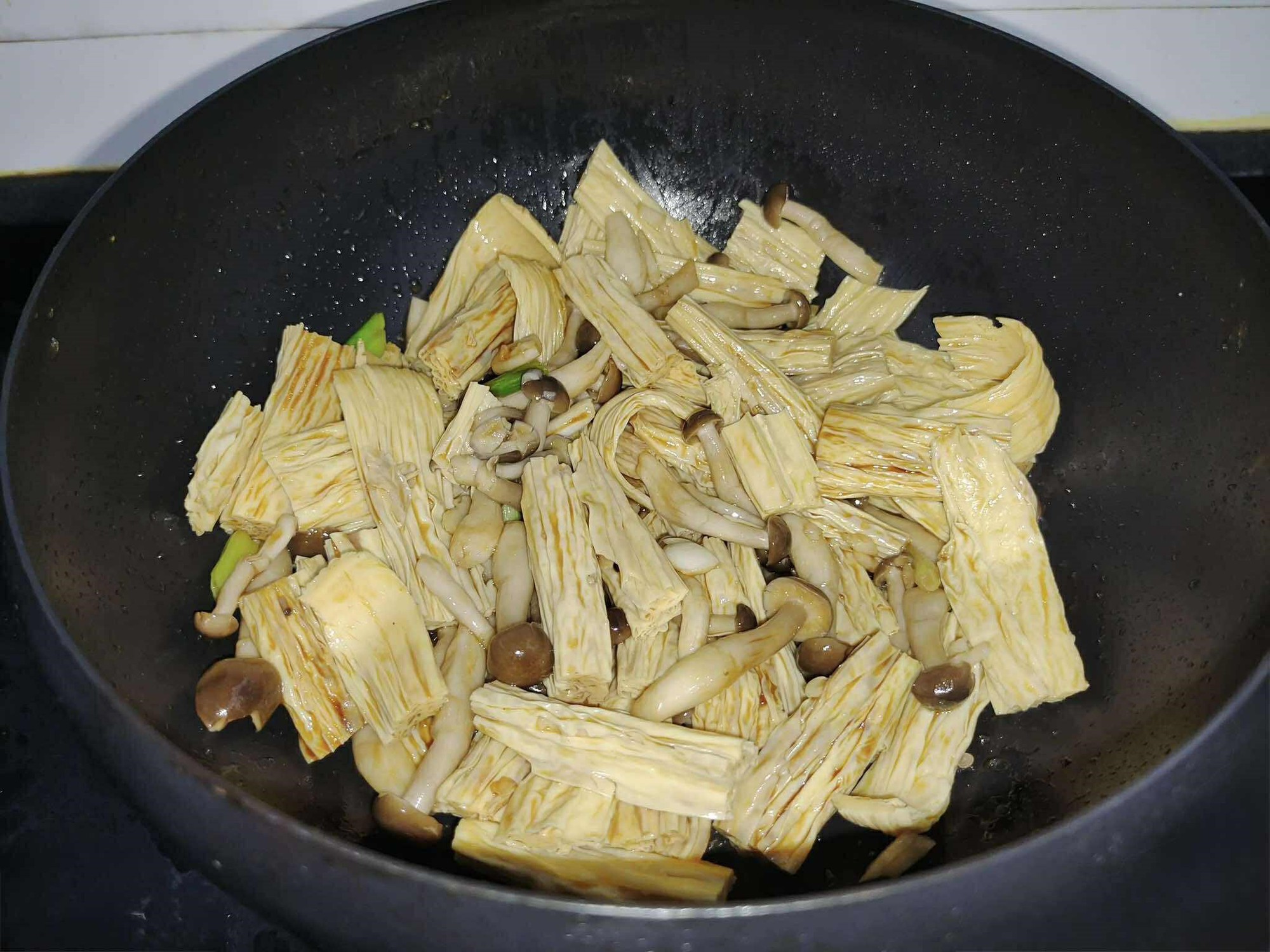 vang-dau-kho-trung-cut-4-1757066282076465321858-1757066942807-1757066943145510130017-1757643648618-17576436488372046555530.jpg