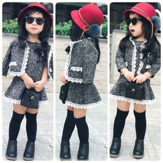 Cách phối đồ thu đông ấm áp, xinh xắn cho bé gái - Ảnh 4.