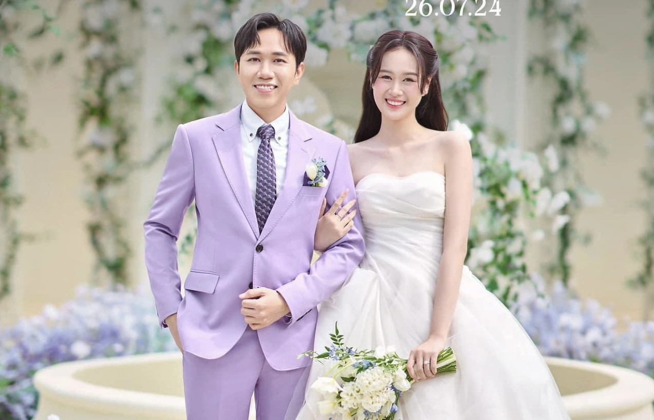 Diễn viên Anh Đức hết lòng cưng chiều vợ ‘xinh như hoa hậu’ sau 1 năm cưới - Ảnh 13.