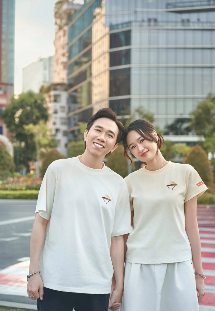 Diễn viên Anh Đức hết lòng cưng chiều vợ ‘xinh như hoa hậu’ sau 1 năm cưới - Ảnh 6.