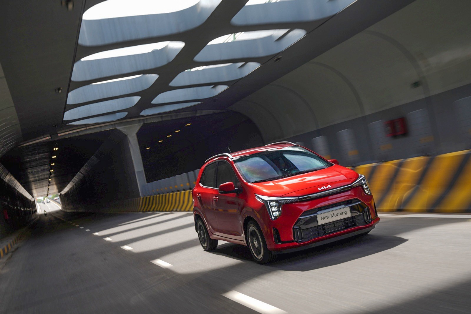 Kia Morning mới về đại lý giá 439 triệu đồng thiết kế thời thượng, được ví như 'tiểu Carnival' không còn là hatchback hạng A rẻ nhất - Ảnh 4.