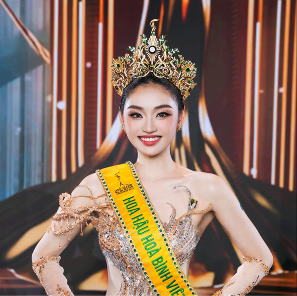 miss-grand-1-17579002019301154672836.jpg