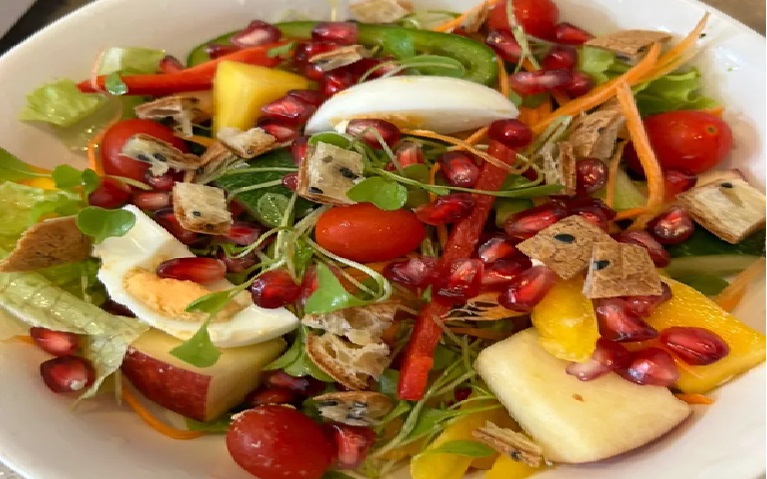 salad-luu-1757914574938770459854-80-0-559-767-crop-17579150567721327962780.jpg
