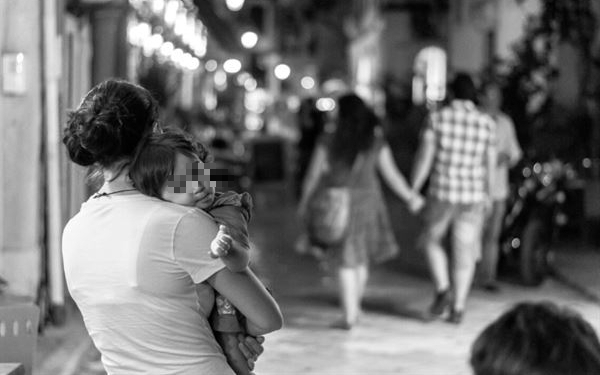 Tâm sự dằn vặt, đau xót của người phụ nữ lỡ... ngoại tình - Ảnh 1.