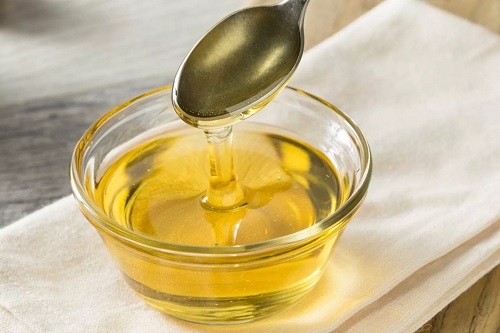 Làm vỏ bánh nướng mùa Trung thu: Đây là "vũ khí" giúp hoa văn sắc nét, không bị xẹp, khi bánh "lên dầu" sẽ mềm và thơm hơn- Ảnh 3.