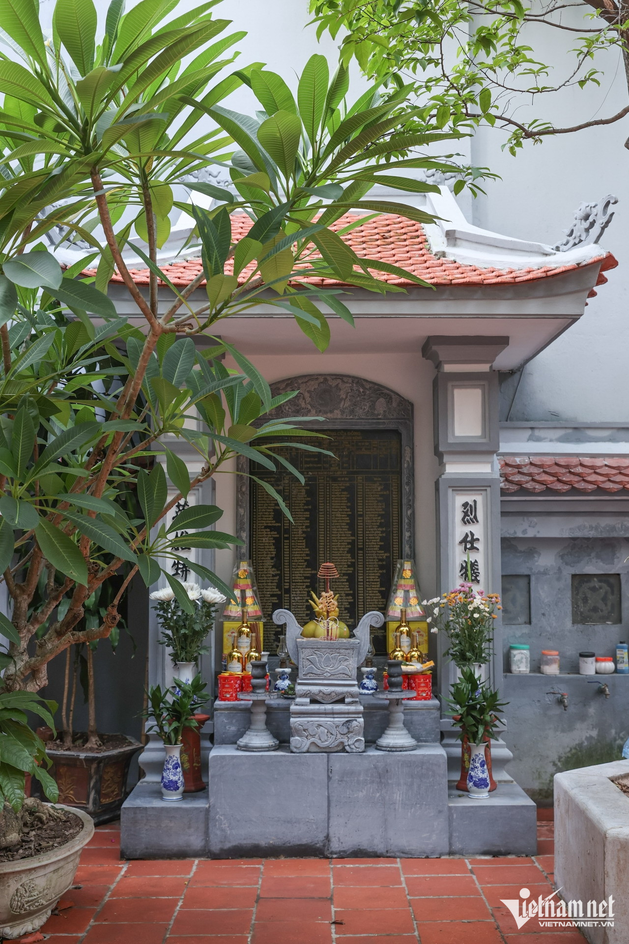 Khám phá từng góc nhỏ của ngôi đền duy nhất thờ thần lửa giữa lòng phố cổ Hà Nội - Ảnh 14.
