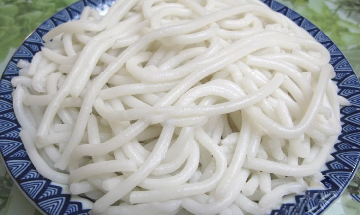 Tăng Thanh Hà học làm bánh canh bột gạo ngon tại nhà cùng mẹ - Ảnh 30.
