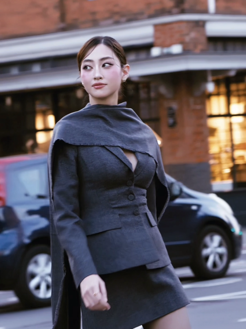 Khoảnh khắc vô cùng thần thái của Lương Thùy Linh tại London - Ảnh 6.