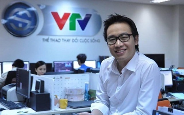 Ngay sau đạo diễn Khải Anh, BLV Tạ Bi&ecirc;n Cương bất ngờ nghỉ việc, tiết lộ l&yacute; do rời VTV