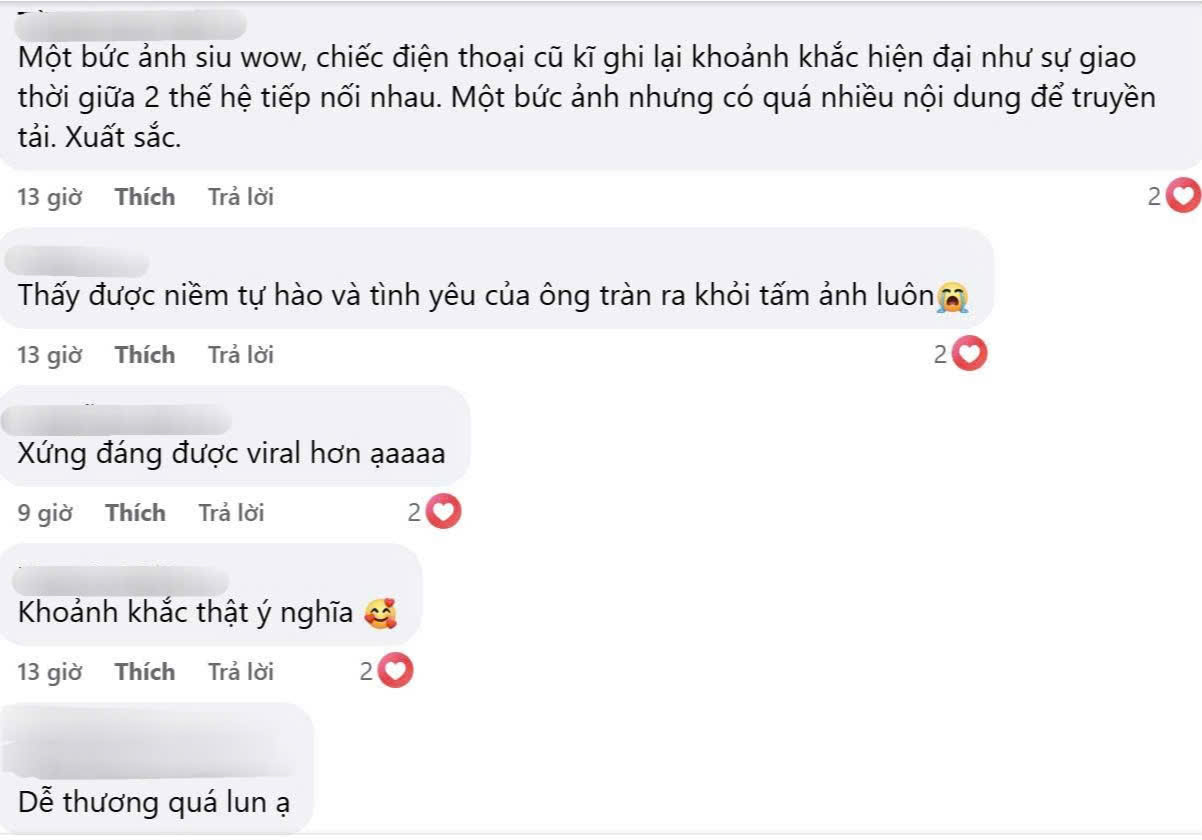 Xúc động cụ ông 91 tuổi dùng "cục gạch" chụp ảnh cháu gái trong lễ tốt nghiệp - Ảnh 4. Cụ ông 91 tuổi dùng "cục gạch" chụp ảnh cháu gái trong lễ tốt nghiệp - Ảnh 4.