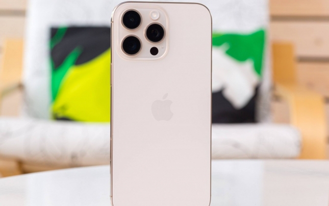Giá iPhone 15 , iPhone 15 Pro Max mới nhất siêu rẻ , chạm mốc kỷ lục - Ảnh 1.