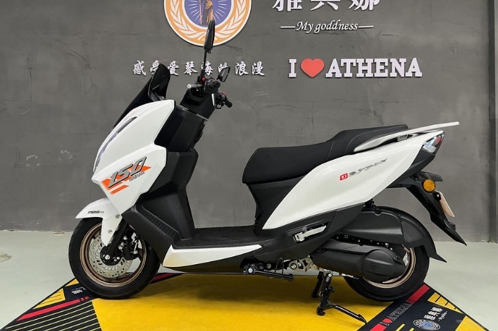 Xe ga 150cc giá rẻ 26 triệu đồng với công nghệ tiên tiến ABS 2 kênh - Ảnh 3. Xe ga 150cc giá rẻ 26 triệu đồng với công nghệ tiên tiến ABS 2 kênh - Ảnh 3.