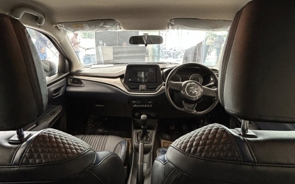 Xe hatchback hạng A giá 183 triệu đồng thiết kế hiện đại, trang bị 6 túi khí đẳng cấp hơn cả Hyundai Grand i10, rẻ hơn Kia Morning  - Ảnh 1.