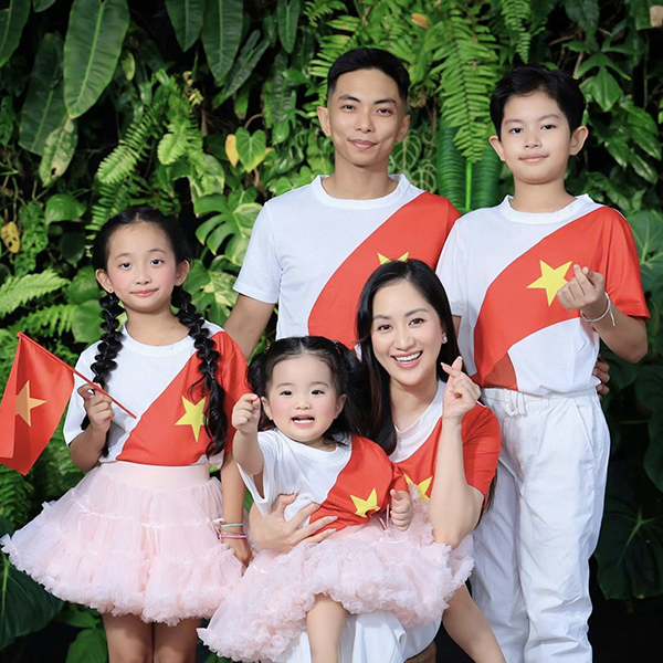 Phan Hiển gọi Khánh Thi là 'mợ chảnh', tiết lộ 'hồi xưa tán này gãy lưỡi còn chưa thèm đổ' - Ảnh 3.