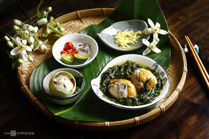 anh-2-trung-lon-ham-ngai-cuu-2-5736-1709196189-1758790688617-1758790688963300133246.jpg