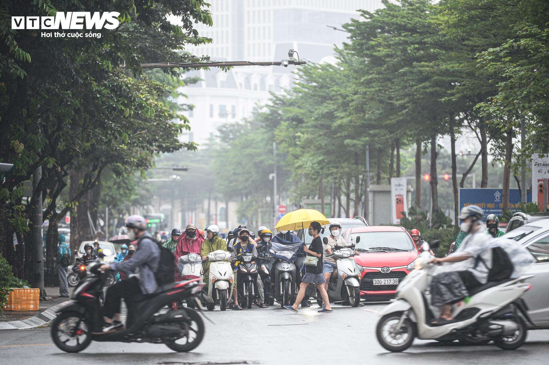 camera-ai-ha-noi-15-10535557-1758870408899-17588704099831429736097.jpg