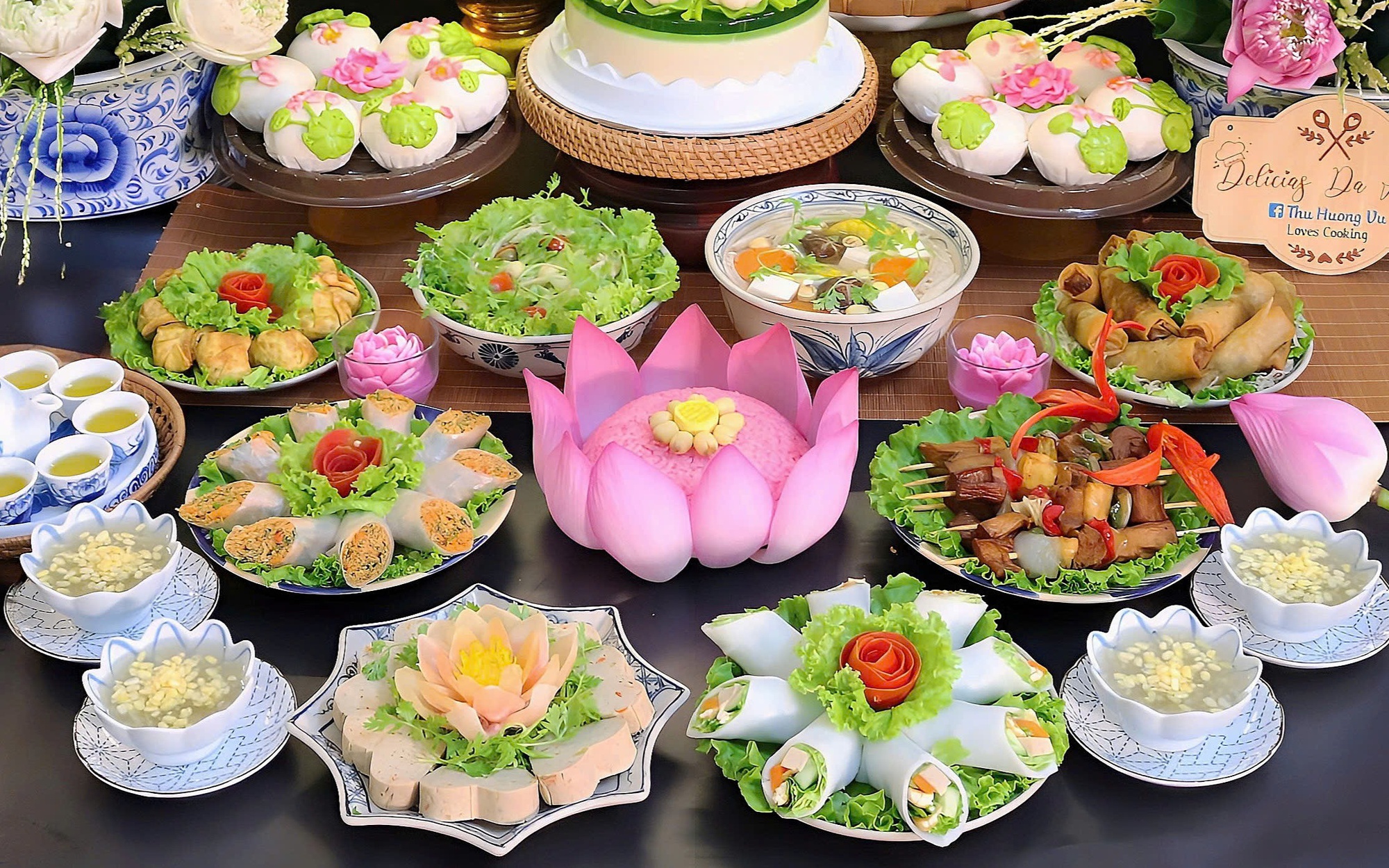 Thực đơn &lsquo;đổi vị&rsquo; tươm tất, những m&acirc;m cỗ chay tầm trung 800.000 đồng h&uacute;t kh&aacute;ch dịp rằm th&aacute;ng 7 &acirc;m lịch - Ảnh 2.