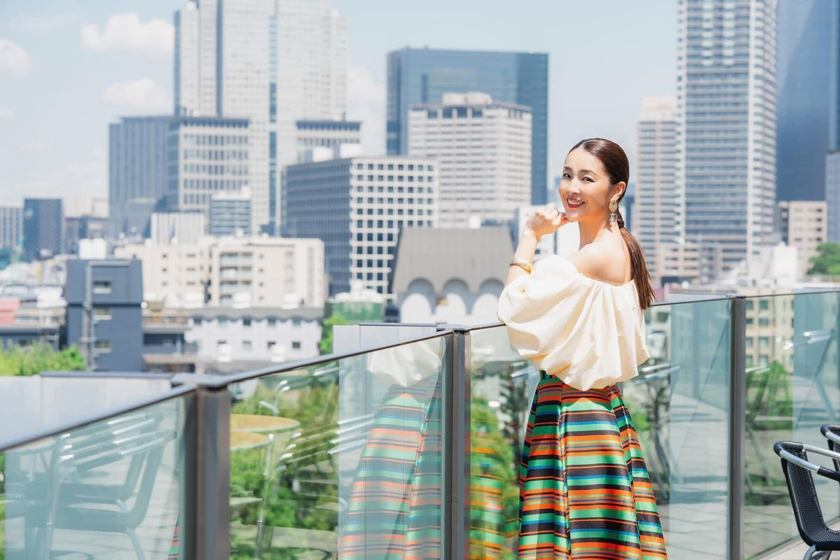 Sau khi ly hôn chồng, người phụ nữ trung niên gây sốc khi tự tay biến căn nhà thành Sau khi ly hôn chồng, người phụ nữ trung niên gây sốc khi tự tay biến căn nhà thành