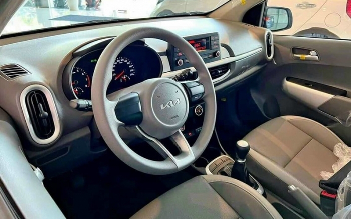 Kia Morning mới về đại lý giá 439 triệu đồng thiết kế thời thượng, được ví như 'tiểu Carnival' không còn là hatchback hạng A rẻ nhất - Ảnh 1.