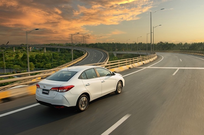 Giá lăn bánh Toyota Vios mới nhất giảm cực mạnh, rẻ vô địch, chỉ bằng sedan hạng A, Hyundai Accent, Honda City dễ thua doanh số - Ảnh 4. Giá lăn bánh Toyota Vios mới nhất giảm cực mạnh, rẻ vô địch, chỉ bằng sedan hạng A, Hyundai Accent, Honda City dễ thua doanh số - Ảnh 4.