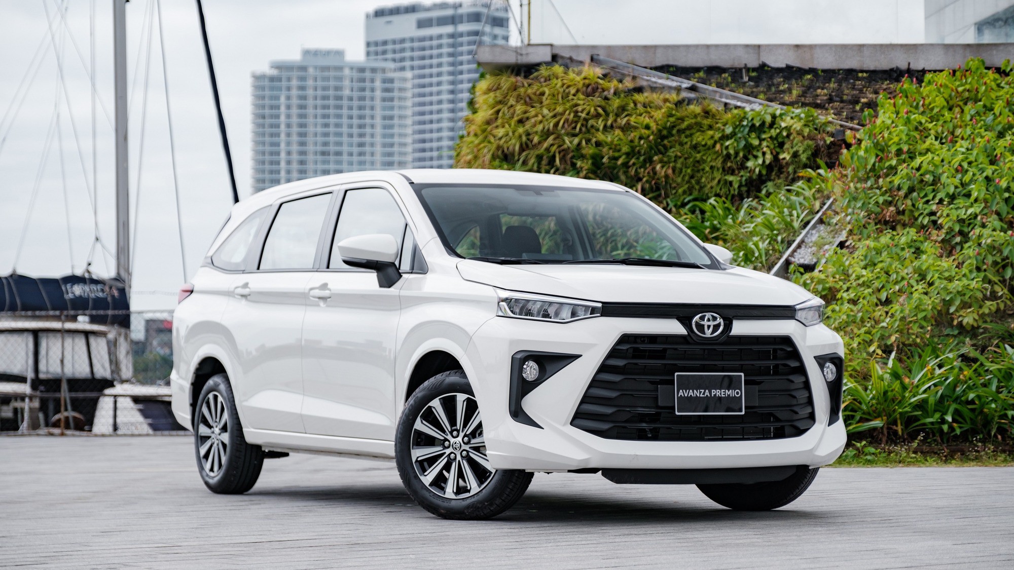 Xe đa dụng MPV 7 chỗ giá rẻ tại Việt Nam: Mitsubishi Xpander hay Toyota Avanza Premio - Ảnh 4.