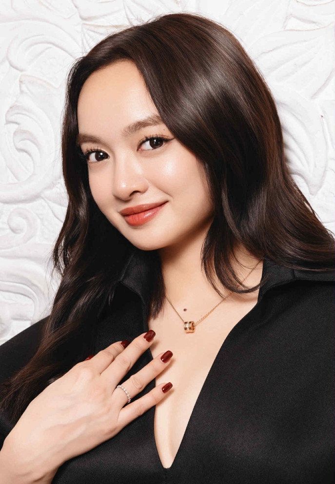 Diễn viên Kaity Nguyễn tiết lộ về mẹ làm tiếp viên hàng không, kín tiếng đời tư - Ảnh 11.