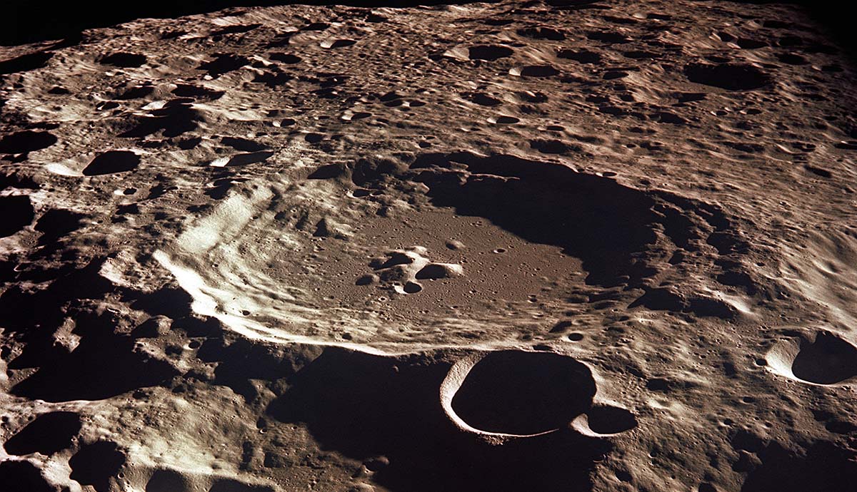 lunar-water-daedalus-crater-apollo-photo-two-column-nasa-17591990688391351772815-1759276303738-17592763041761172802413.jpg