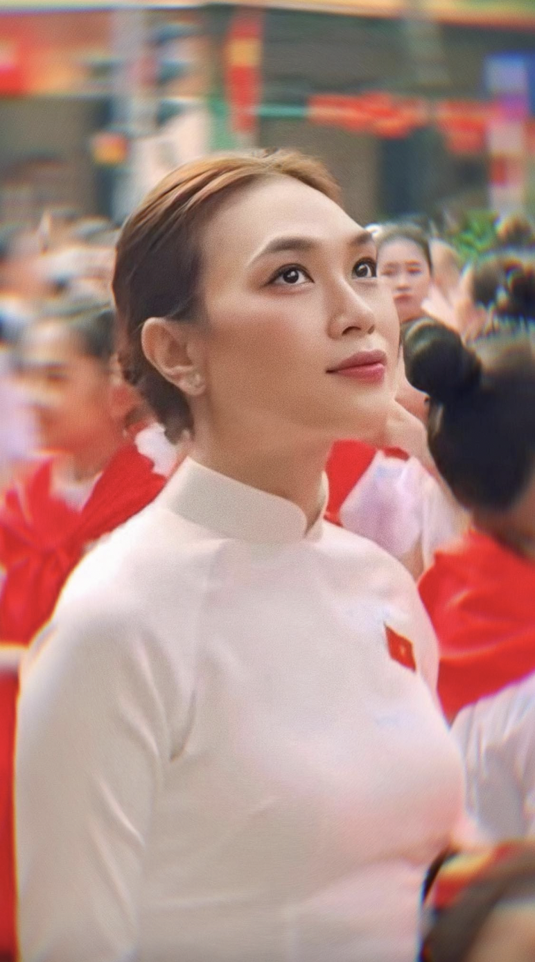 Hòa Minzy , Tuấn Hưng , Đan Trường ủng hộ miền Trung vượt qua bão số 10 - Ảnh 5.