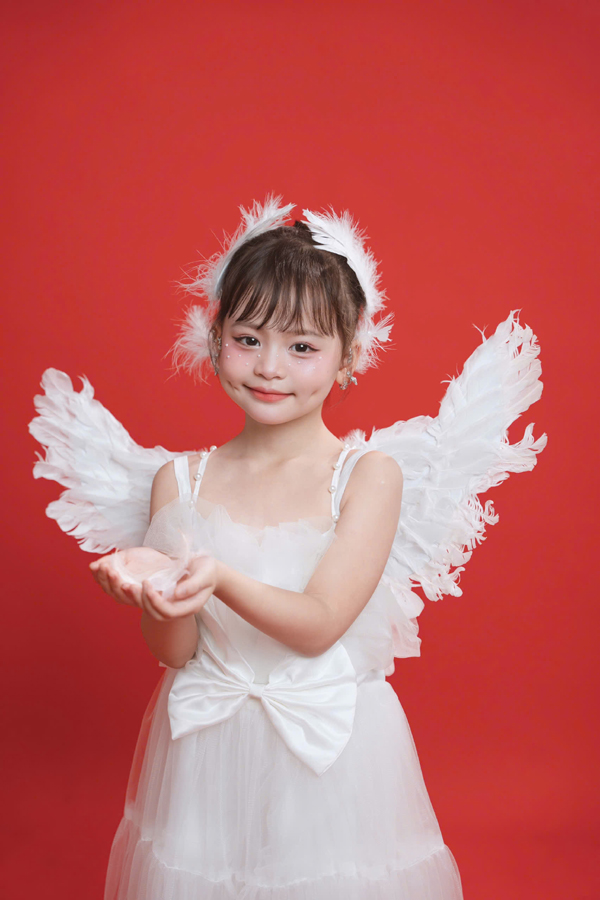 ha-thuy-tien-2-17569606897561395507625.jpg