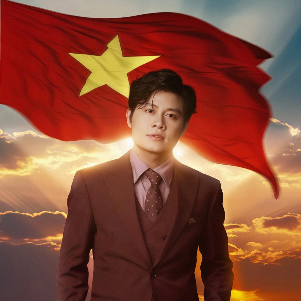 Nhạc sĩ Nguyễn Văn Chung và căn hộ đen huyền bí: Nơi sáng tạo nghệ thuật - Ảnh 1. Nhạc sĩ Nguyễn Văn Chung và căn hộ đen huyền bí: Nơi sáng tạo nghệ thuật - Ảnh 1.